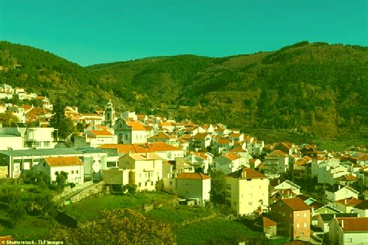 Aurora, 29 — Escort in Manteigas, Portugal