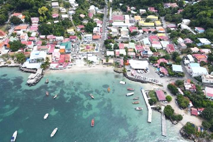 Aurora, 29 — Escort in Sainte-Anne, Martinique