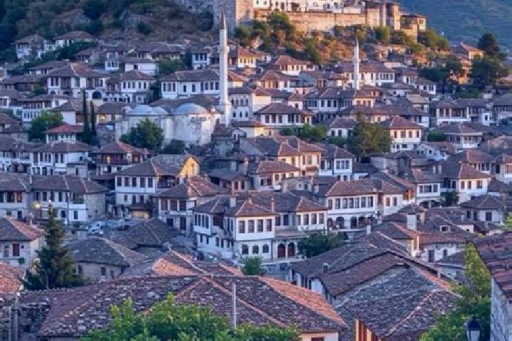 Aurora, 29 — Escort in Ujmisht, Albania
