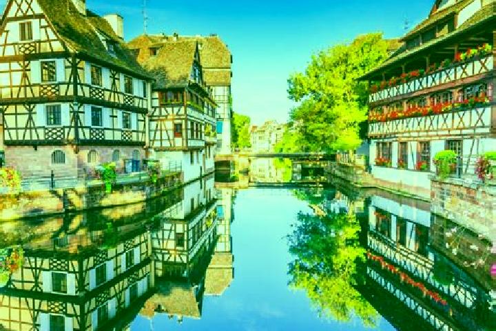 Aurora, 29 — Escort in Vanxains, France