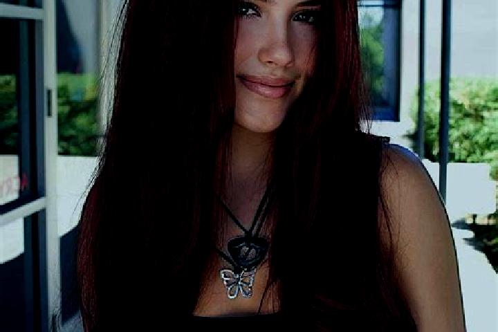 Aurora, 30, a auburn dark-eyed caribbean companion based in Tqibuli. Offering Striptease, Couples, Domination, Deep French Kissing. Available for incall and ...