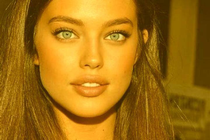 Aurora, 30, a chestnut grey-eyed caucasian companion based in Kahen-Zagna. Offering A-Level, Travel Companion, Tantra, Girlfriend Experience, Overnight. Avai...