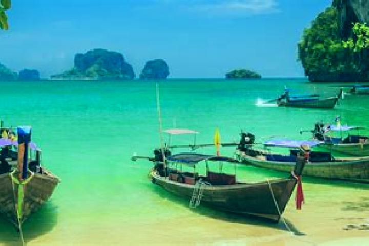 Aurora, 30 — Escort in Kaeng Sanam Nang, Thailand