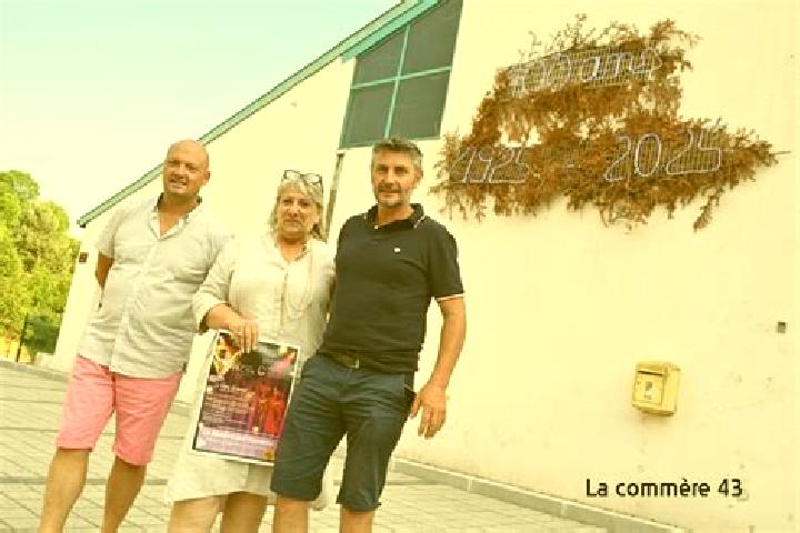 Aurora, 30 — Escort in La Seauve-sur-Semene, France
