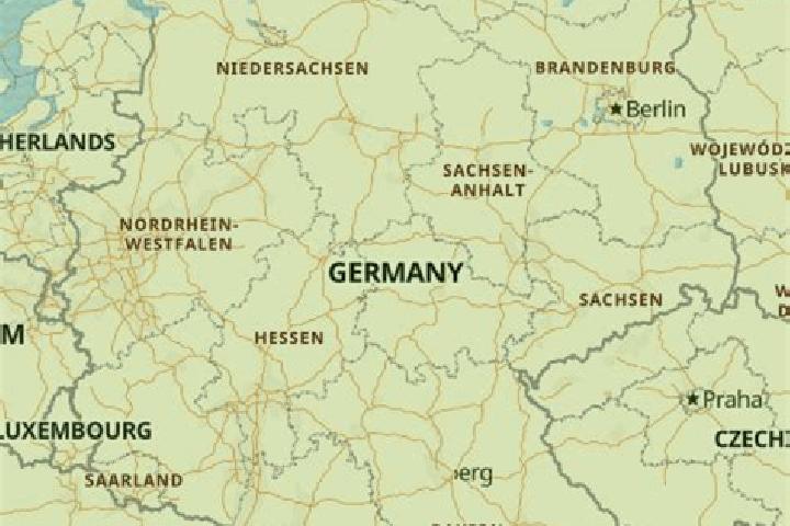 Aurora, 30 — Escort in Lingerhahn, Germany