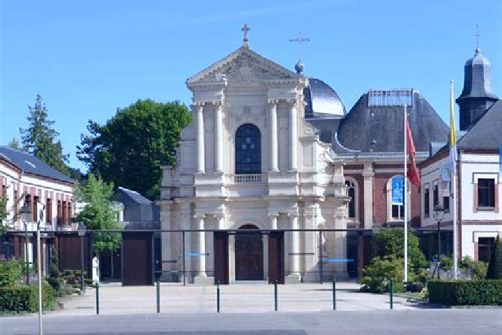 Aurora, 30 — Escort in Lisieux, France