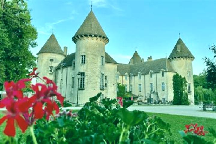 Aurora, 30 — Escort in Savigny-les-Beaune, France