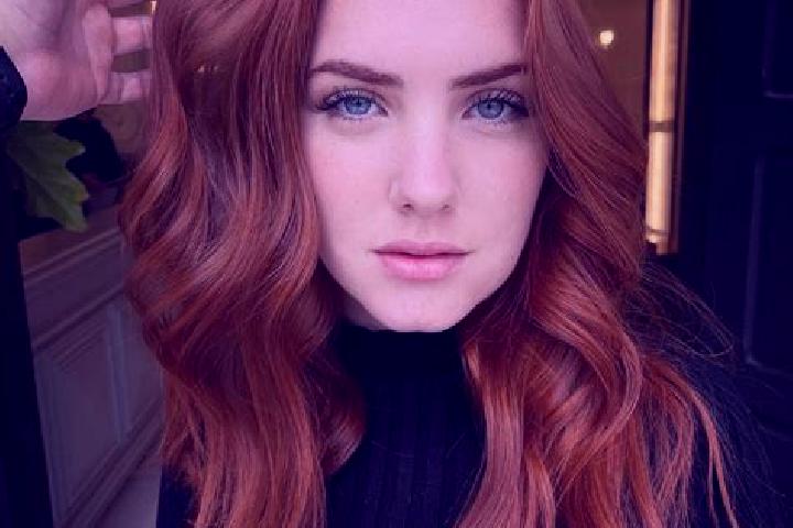 Aurora, 31, a auburn blue-eyed middle eastern companion based in Gobustan. Offering A-Level, Erotic Massage, Party Girl, CIM. Available for incall and outcal...