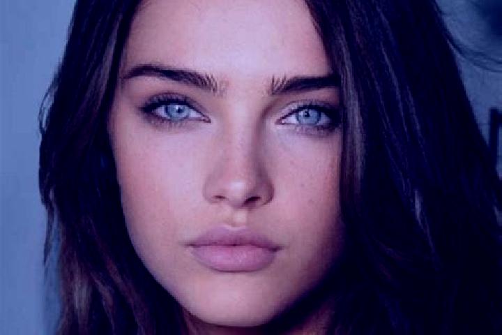 Aurora, 31, a brunette blue-eyed latina companion based in Ahi Dasht. Offering Erotic Massage, Dinner Date, Couples, A-Level, Roleplay. Available for incall ...