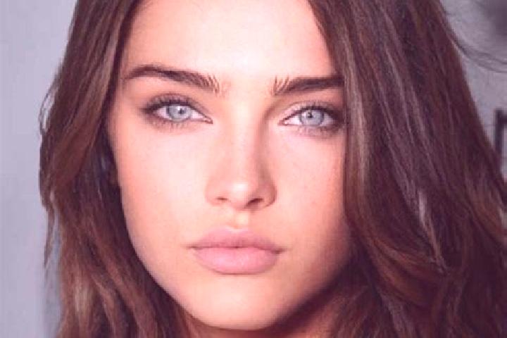 Aurora, 31, a brunette dark-eyed caucasian companion based in Oblong. Offering Domination, Fetish, Roleplay, Girlfriend Experience, OWO. Available for incall...