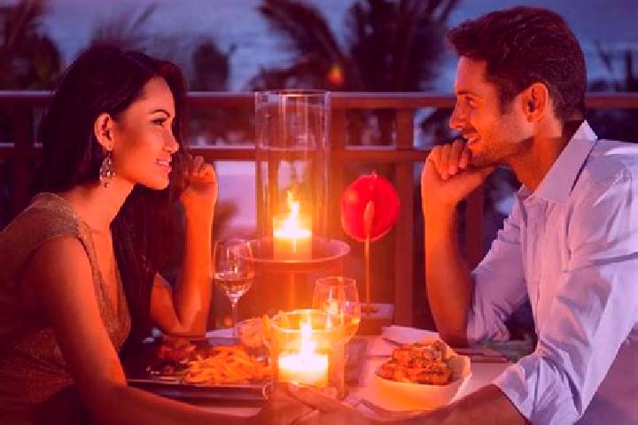 Aurora, 31, a chestnut hazel-eyed mediterranean companion based in Chupuro. Offering Dinner Date, Couples, BDSM, Prostate Massage. Available for incall and o...