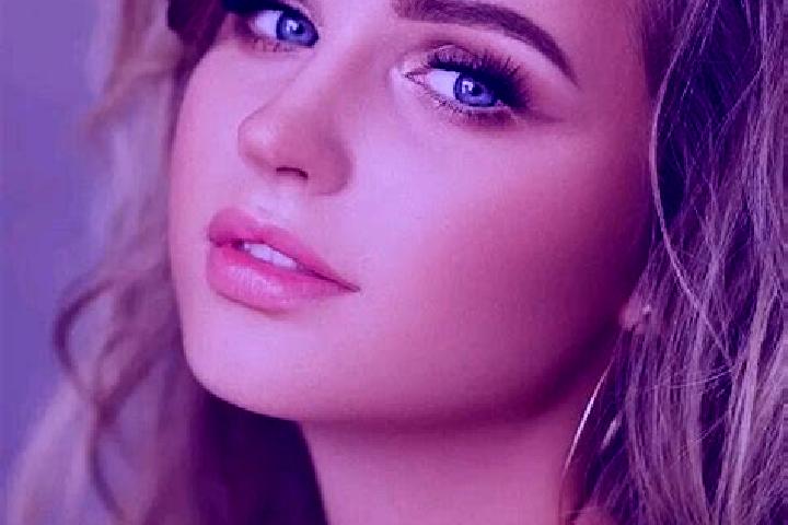 Aurora, 31, a dark blonde blue-eyed european companion based in Pombos. Offering Girlfriend Experience, Overnight, Dinner Date. Available for incall and outc...
