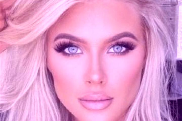 Aurora, 31, a platinum blonde grey-eyed mixed companion based in Zinacantan. Offering A-Level, 69, CIM, Fetish. Available for incall and outcall, day and eve...