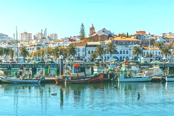 Aurora, 31 — Escort in Algoz, Portugal