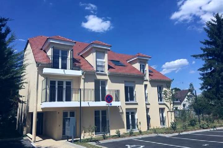 Aurora, 31 — Escort in Chevry-Cossigny, France