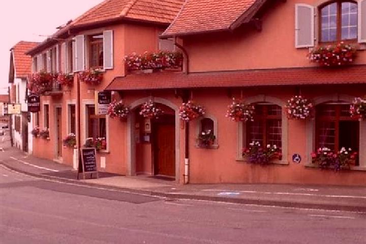 Aurora, 31 — Escort in Dahlenheim, France