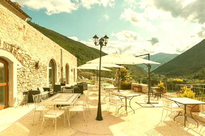 Aurora, 31 — Escort in Scheggino, Italy
