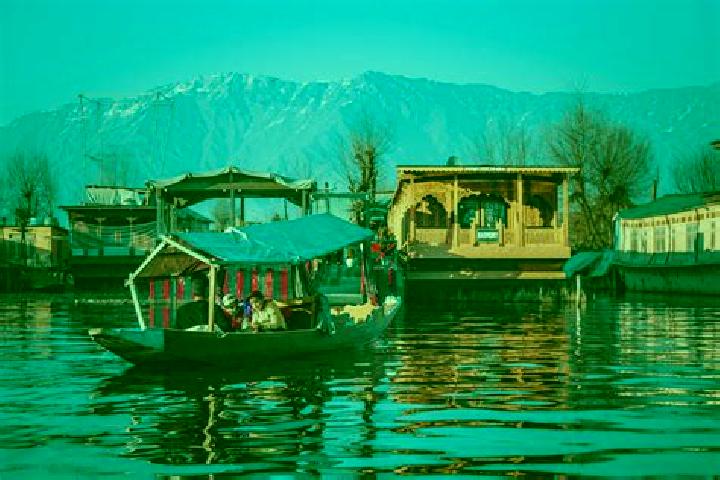 Aurora, 31 — Escort in Shopian, India