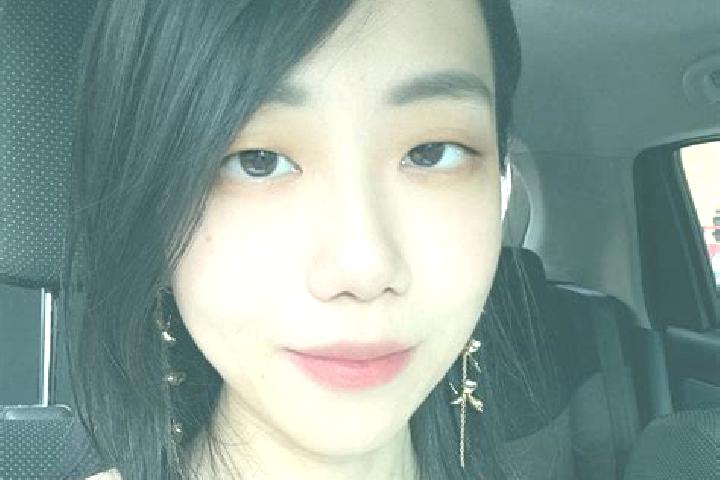 Aurora, 31 — Escort in Yuling, China