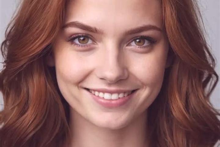 Aurora, 32, a auburn hazel-eyed european companion based in Baloluk. Offering Tantra, GFE, Roleplay. Available for incall and outcall, overnight bookings ava...
