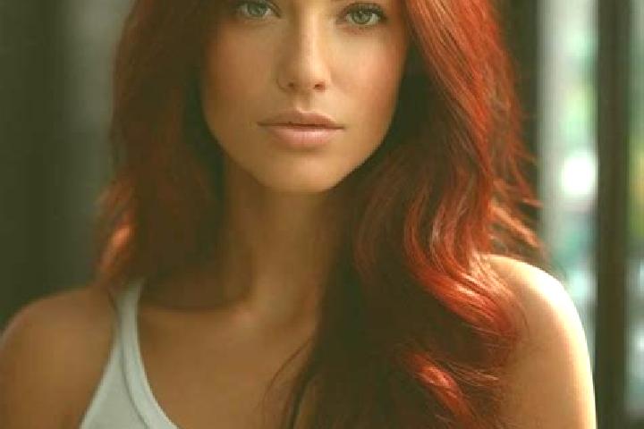 Aurora, 32, a auburn hazel-eyed latina companion based in Cupello. Offering Tantra, Overnight, A-Level, Deep French Kissing, OWO. Available for incall and ou...