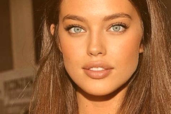 Aurora, 32, a chestnut green-eyed caucasian companion based in Sindia. Offering Erotic Massage, Girlfriend Experience, Deep French Kissing, Dinner Date, Over...