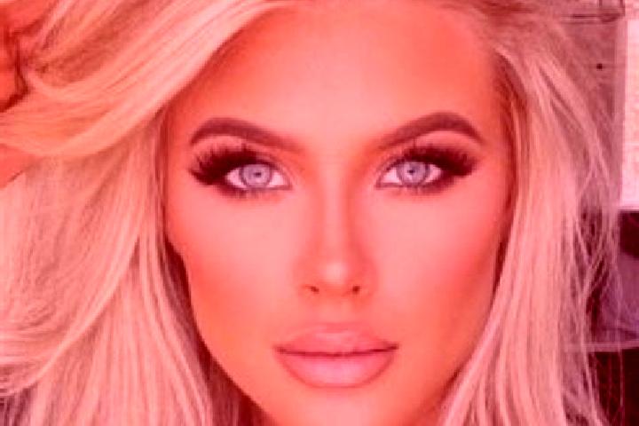 Aurora, 32, a platinum blonde hazel-eyed middle eastern companion based in Tan Sum. Offering Couples, Roleplay, 69, Massage, Girlfriend Experience. Available...