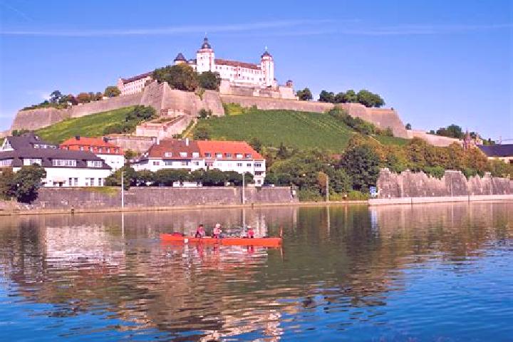 Aurora, 32 — Escort in Dettelbach, Germany