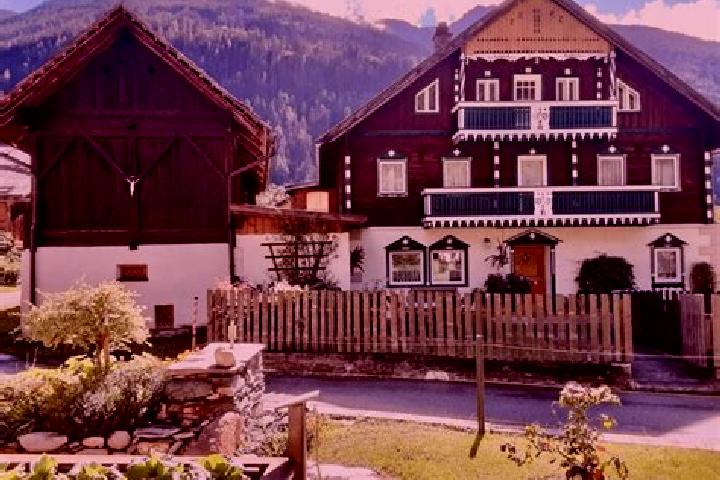Aurora, 32 — Escort in Grosskirchheim, Austria
