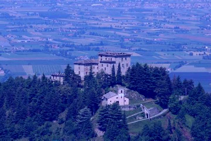 Aurora, 32 — Escort in Montemale di Cuneo, Italy