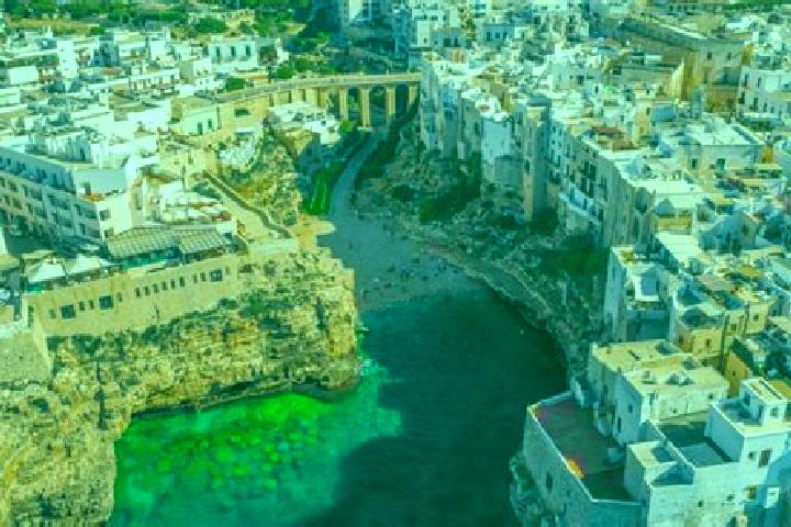 Aurora, 32 — Escort in Polignano a Mare, Italy