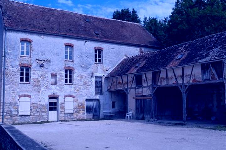Aurora, 32 — Escort in Puiseaux, France
