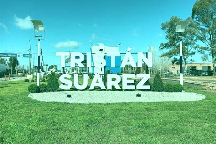 Aurora, 32 — Escort in Tristan Suarez, Argentina