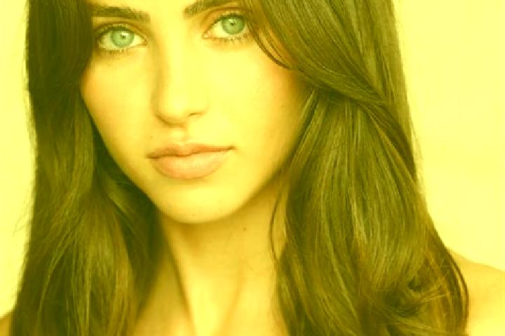 Aurora, 33, a brunette dark-eyed middle eastern companion based in Blackmans Bay. Offering Tantra, Deep French Kissing, BDSM, Couples. Available for incall a...