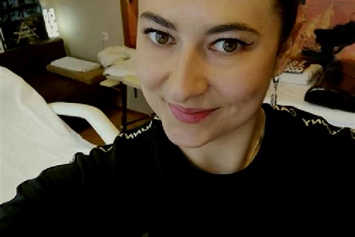 Aurora, 33, a brunette dark-eyed mixed companion based in Ceaux-en-Loudun. Offering Dinner Date, Roleplay, OWO, Massage. Available for incall and outcall, ov...