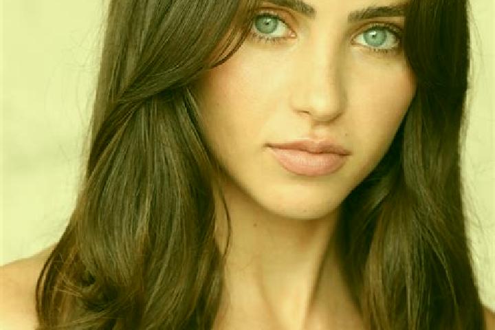 Aurora, 33, a brunette grey-eyed middle eastern companion based in Kupka. Offering Couples, BDSM, Fetish, OWO. Available for incall and outcall, day and even...