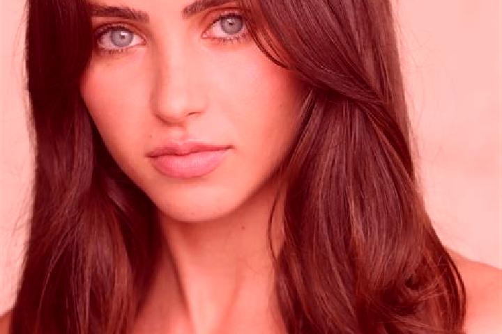 Aurora, 33, a brunette hazel-eyed mediterranean companion based in Wild Rose. Offering Party Girl, Travel Companion, Overnight. Available for incall and outc...
