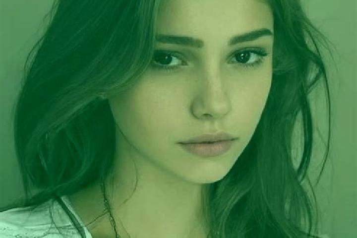 Aurora, 33, a chestnut grey-eyed slavic companion based in Queimada Guincho. Offering BDSM, Duos, Tantra, CIM. Available for incall and outcall, overnight bo...