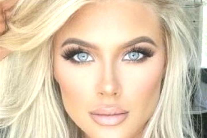Aurora, 33, a platinum blonde amber-eyed indian companion based in Belousovka. Offering Massage, Party Girl, 69, Duos, A-Level. Available for incall and outc...