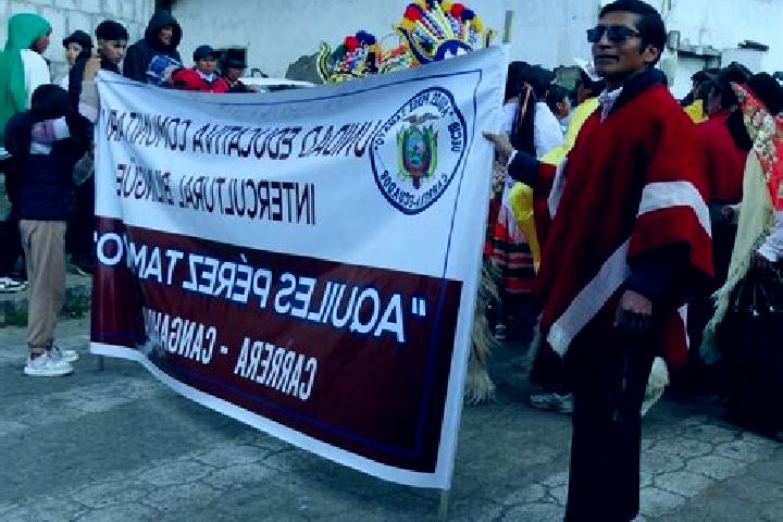 Aurora, 33 — Escort in Cangahua, Ecuador
