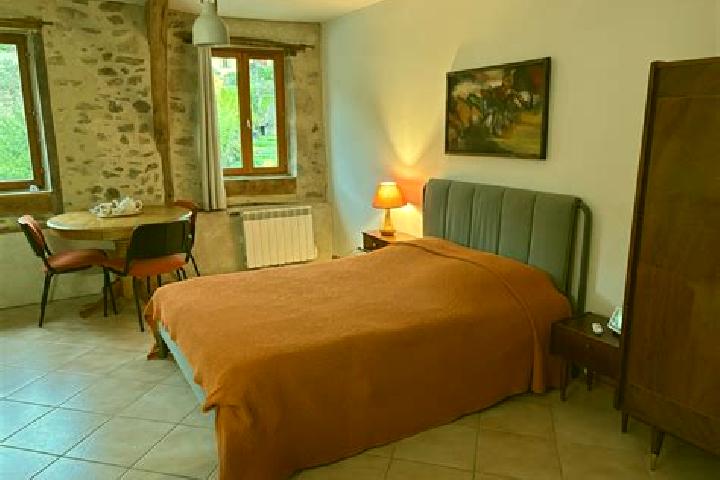 Aurora, 33 — Escort in Laroquebrou, France