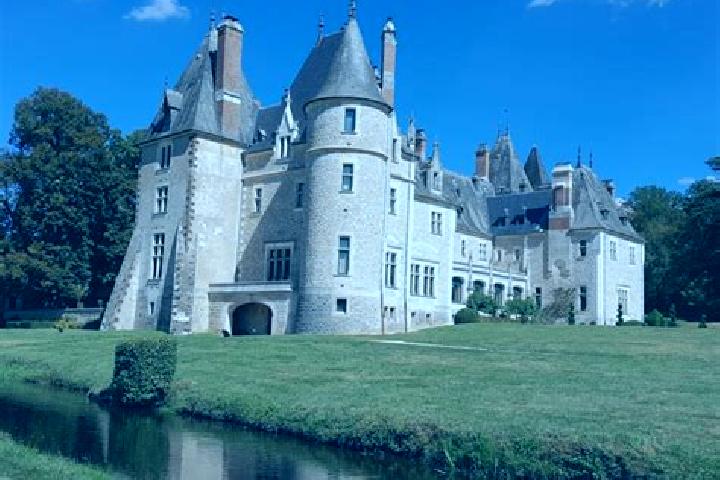 Aurora, 33 — Escort in Oizon, France
