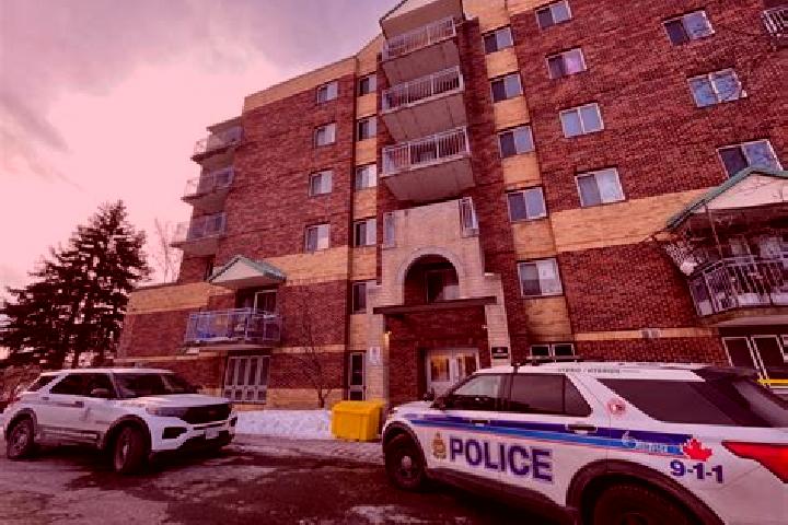 Aurora, 33 — Escort in Sandy Hill, Canada