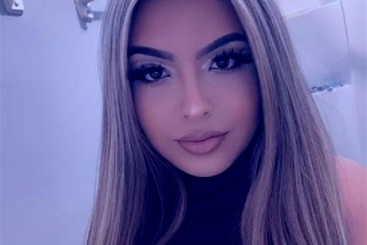 Aurora, 34, a blonde amber-eyed latina companion based in Kaltenbach. Offering Girlfriend Experience, Party Girl, Domination. Available for incall and outcal...
