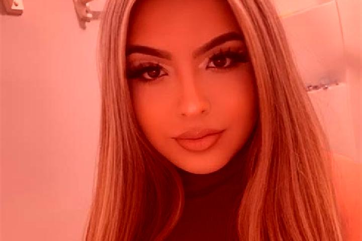 Aurora, 34, a blonde dark-eyed latina companion based in Northrepps. Offering Duos, Fetish, Domination, GFE. Available for incall and outcall, day and evenin...