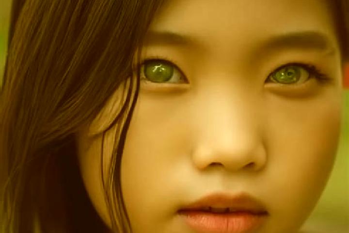 Aurora, 34, a brunette green-eyed asian companion based in Brates. Offering Erotic Massage, 69, Travel Companion. Available for incall and outcall, day and e...