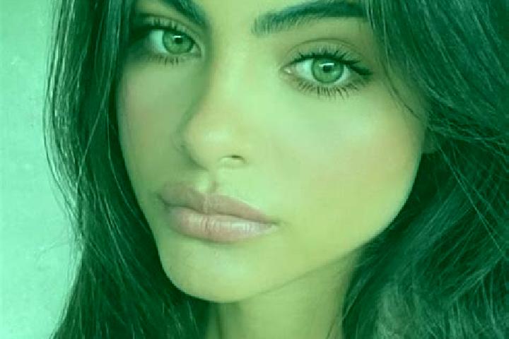 Aurora, 34, a brunette grey-eyed indian companion based in Tieganlike. Offering Fetish, Couples, Deep French Kissing. Available for incall and outcall, day a...