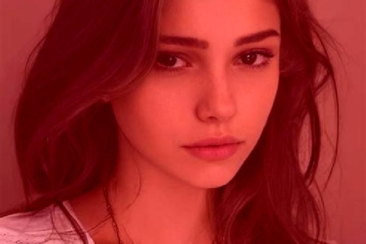 Aurora, 34, a brunette hazel-eyed slavic companion based in Vid. Offering CIM, OWO, Overnight. Available for incall and outcall, day and evening dates.