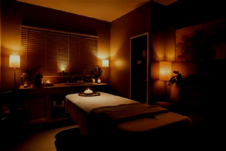Aurora, 34, a chestnut green-eyed mixed companion based in Santiago Tlalpan. Offering Erotic Massage, Fetish, Tantra. Available for incall and outcall, day a...