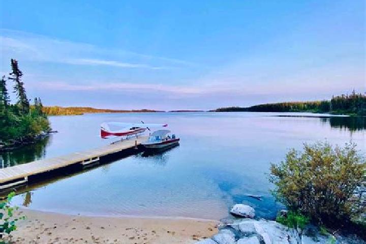 Aurora, 34 — Escort in La Ronge, Canada
